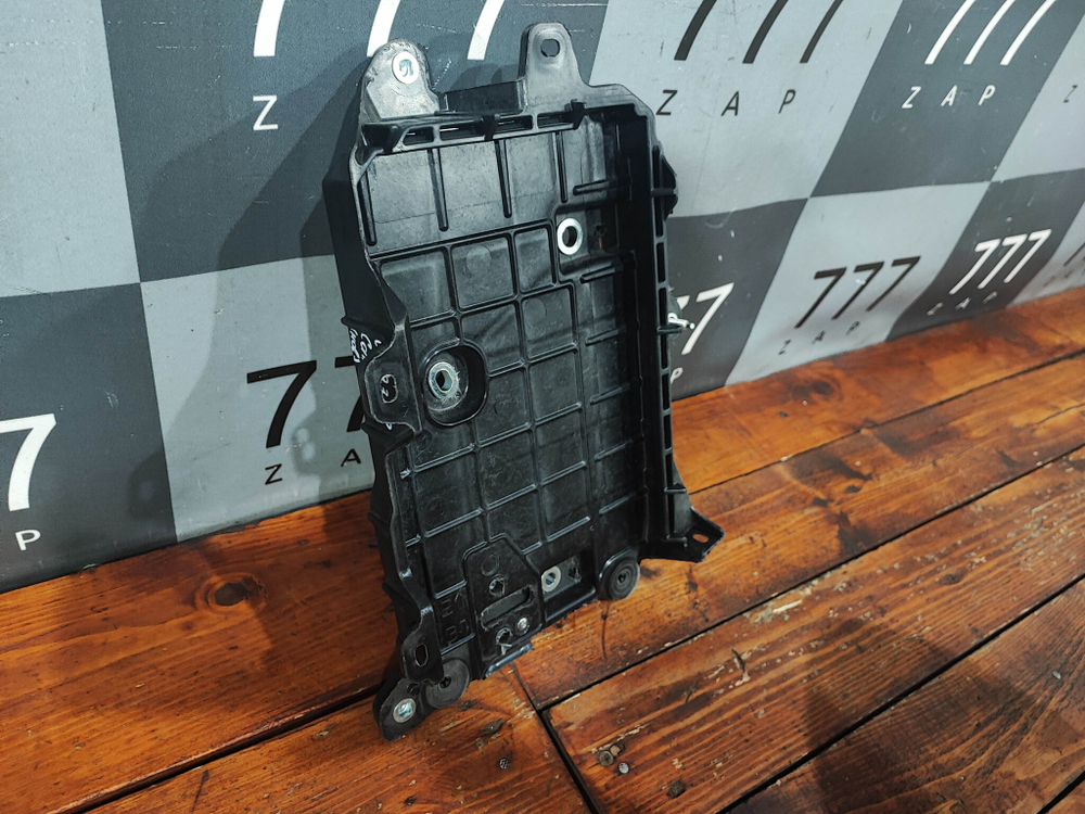 Площадка под АКБ Camry (XV70), RAV4 (XA50) Новая Оригинал 7440433160