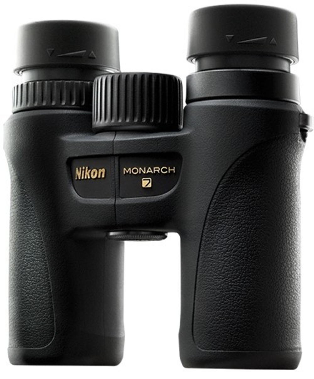 Бинокль Nikon Monarch 7 8x30