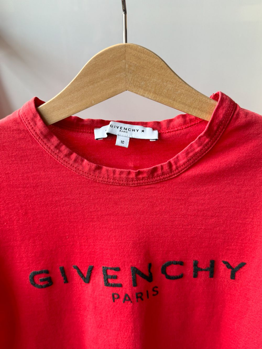 Хлопковая футболка Givenchy, 140