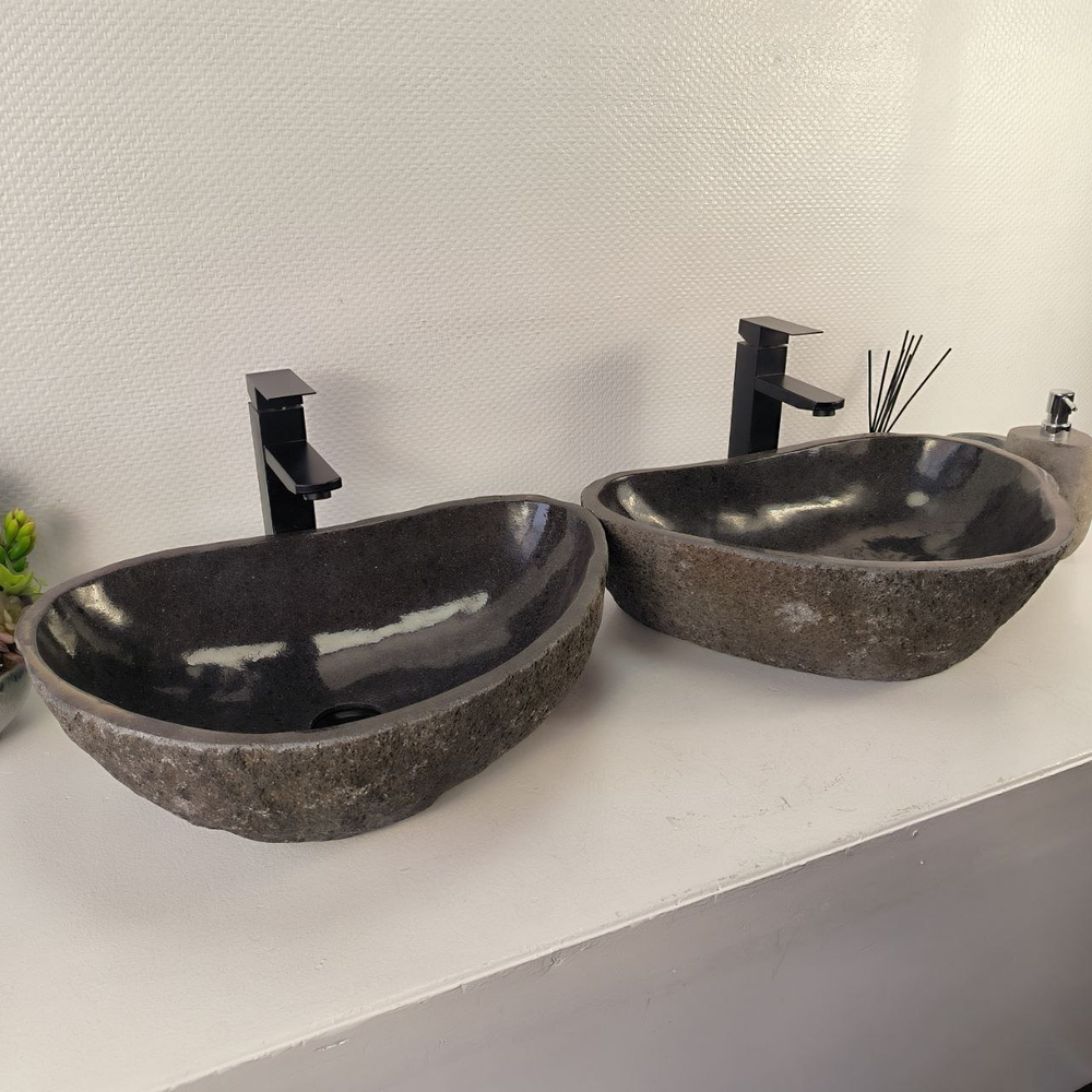 Раковина из речного камня ПАРА! RS-65483 52*36*14 0866