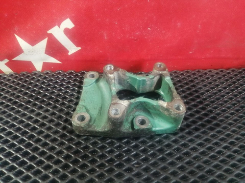 Кронштейн вискомуфты