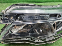 Битая Фара левая Honda Pilot 3 (2015-2018) LED