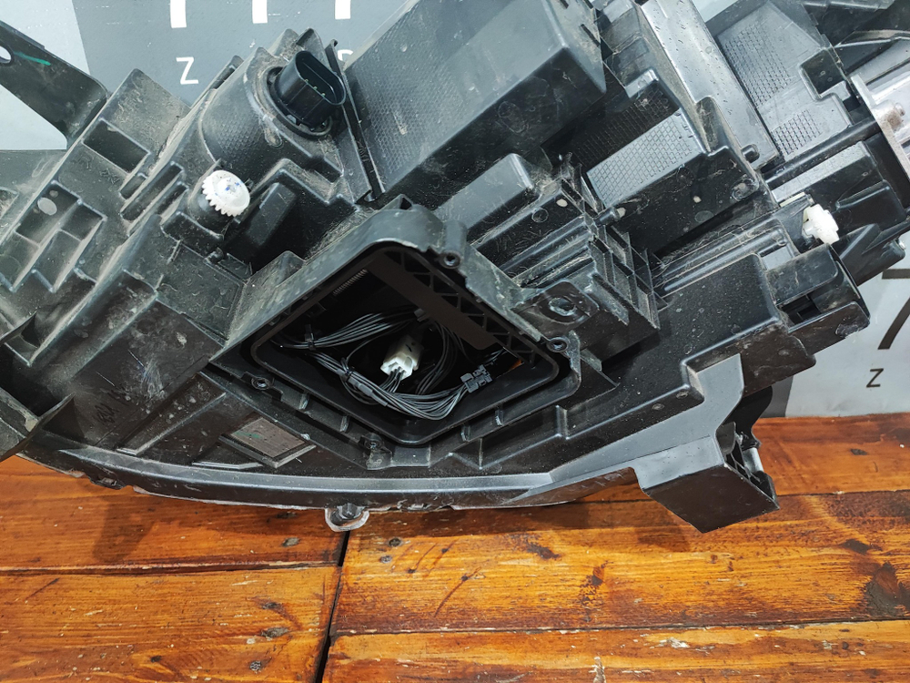 Фара правая LED Haval Jolion 21-нв Б/У Оригинал 4121105XST01A