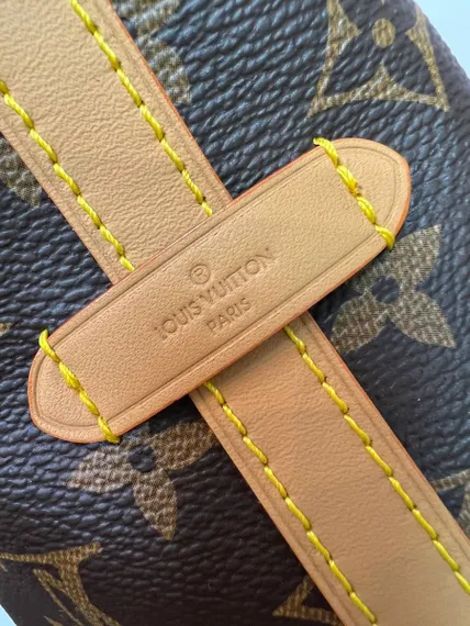 Сумка Louis Vuitton Carry All MM коричневый