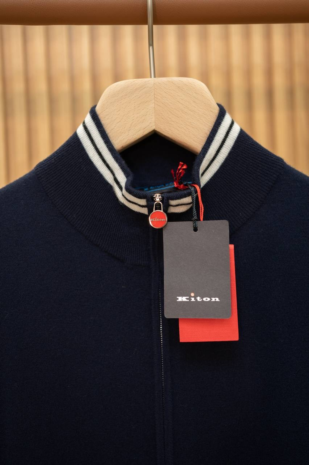 Кардиган Kiton