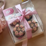 Капкейки «Любимой Мамочке» — букет из тюльпанов с шоколадным топпером