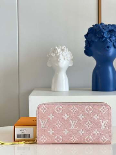 Louis Vuitton Zippy Wallet