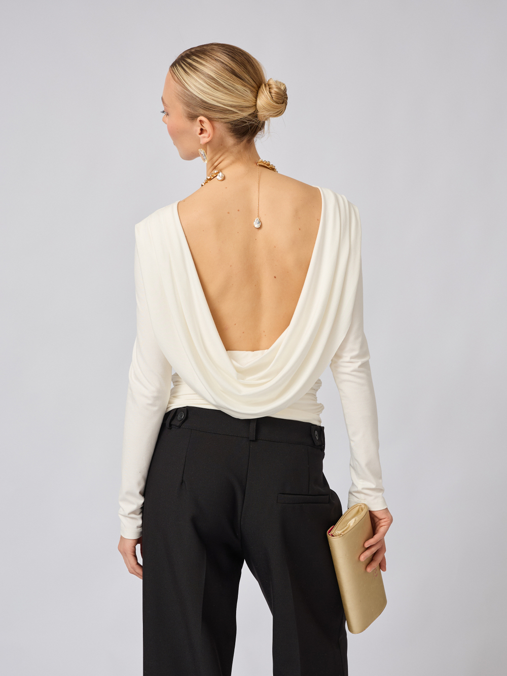 Брюки широкие с защипами