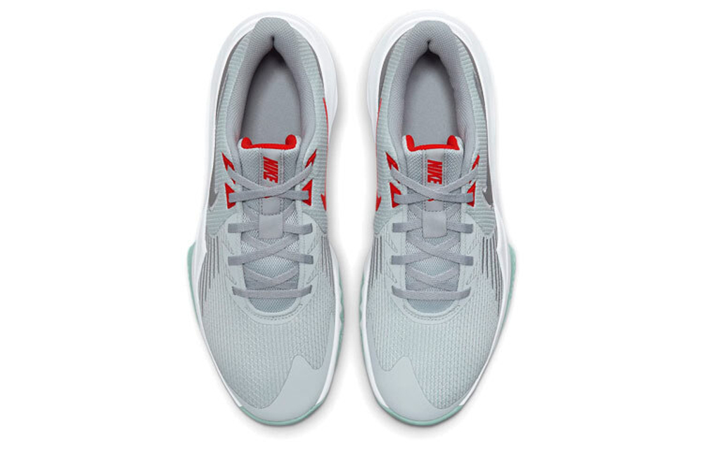 Кроссовки Nike Precision 5