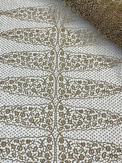 Кружевное полотно п/э с люрексом Valentino, узорами, золотое