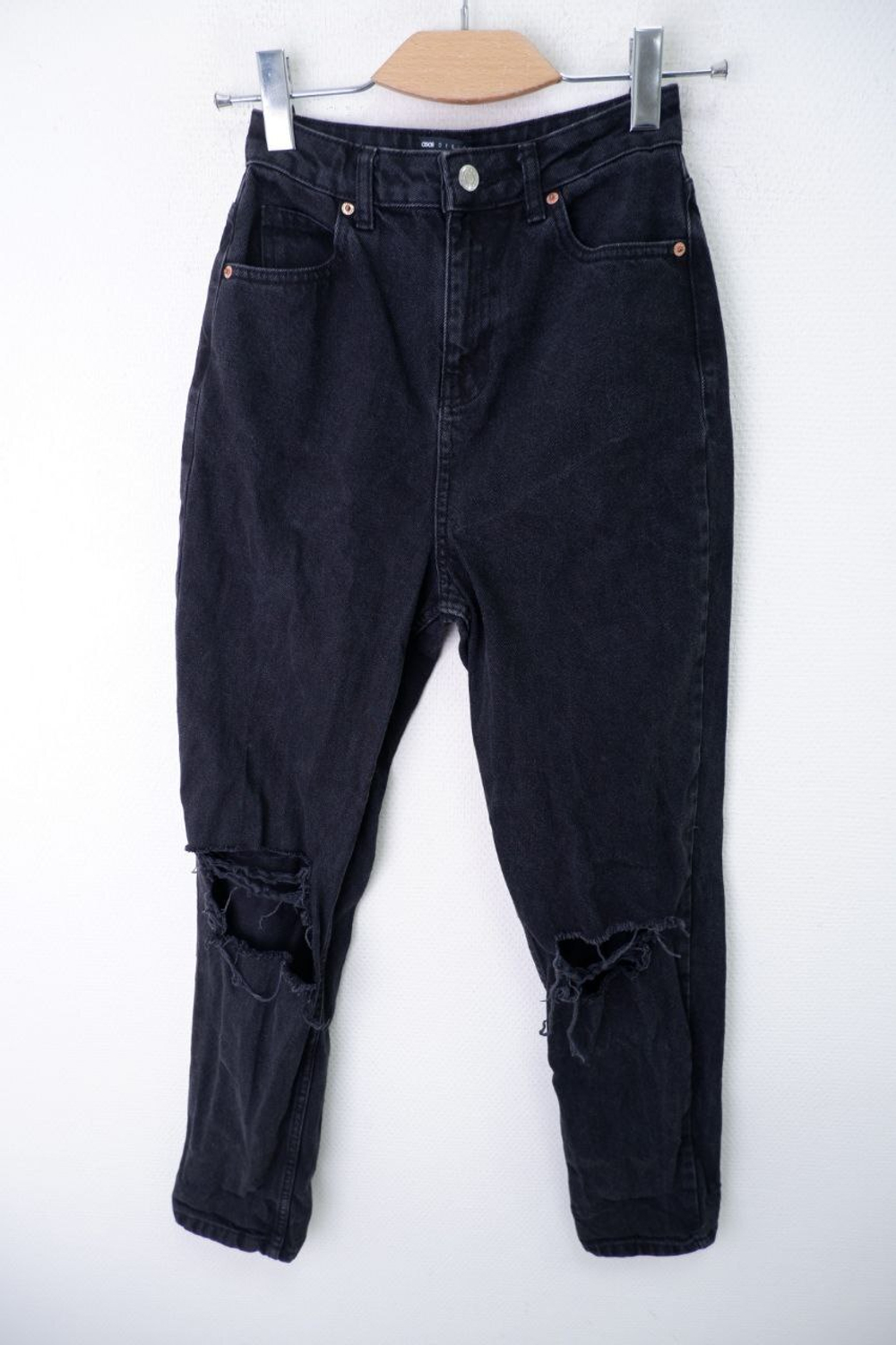 Джинсы Asos с рваным эффектом 42 размер