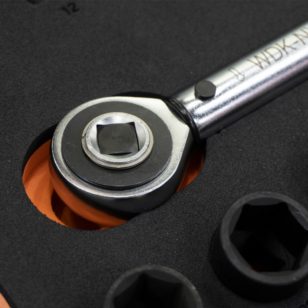 WDK-3740X Набор пневматического и динамометрического инструмента в ложементе, 37 предметов