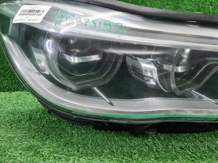 Фара правая BMW 7er G11 G12 (2015-2019) Adaptive LED