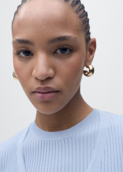 Кардиган в рубчик с V-образной горловиной