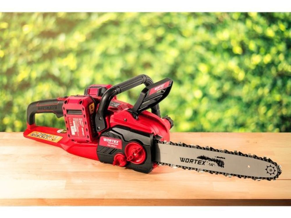 Аккуммуляторная пила цепная WORTEX CEC 3536-1