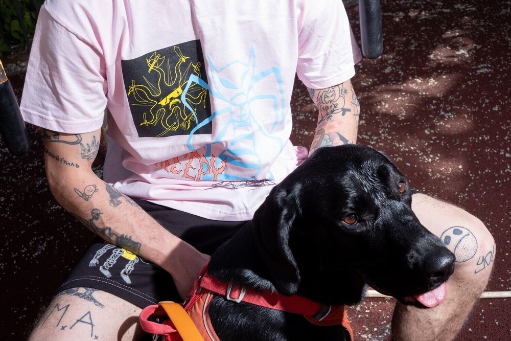 Футболка Creepy Clothing Паразит Розовая