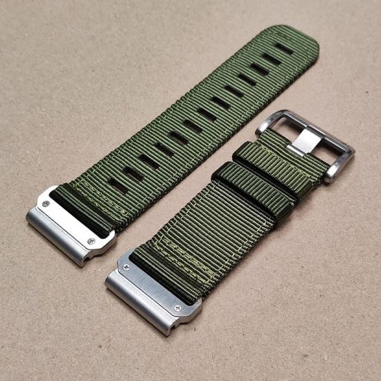 Ремешок тактический Tactix 26 мм. для Garmin Fenix 7x / 6x / 5x / 3, Enduro 2 / Tactix 7, Tactix Delta нейлоновый быстросъемный на застежке (Хаки/серебряная застежка)