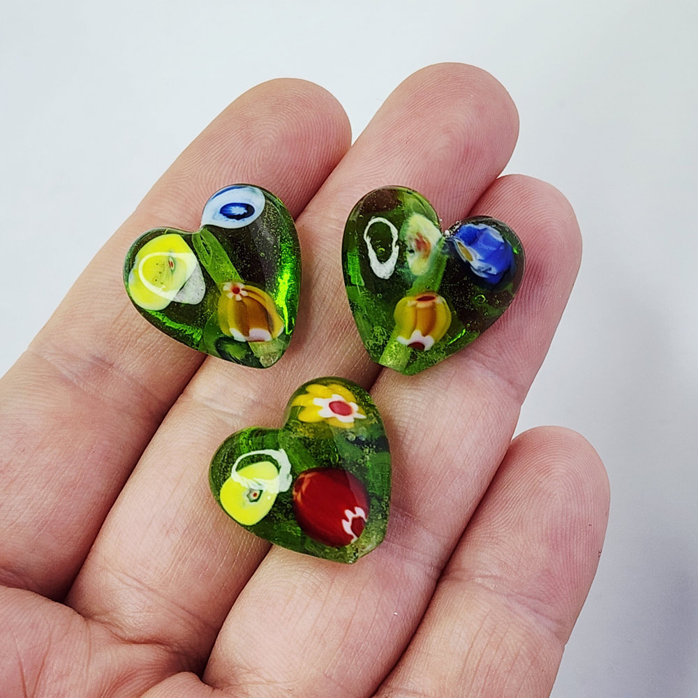 Бусины сердце, стекло, лэмпворк, миллефиори, р-р 20мм, штучно