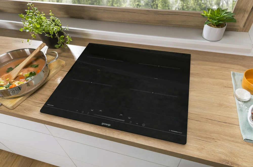 Независимая индукционная варочная панель Gorenje ISC646BSC