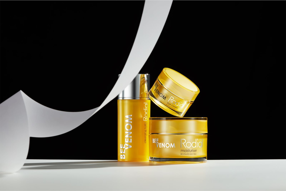 Rodial Bee Venom Bee Indulgence Edit Gift Set - подарочный набор (с пчелиным ядом) /       / GTIN 5060725475045