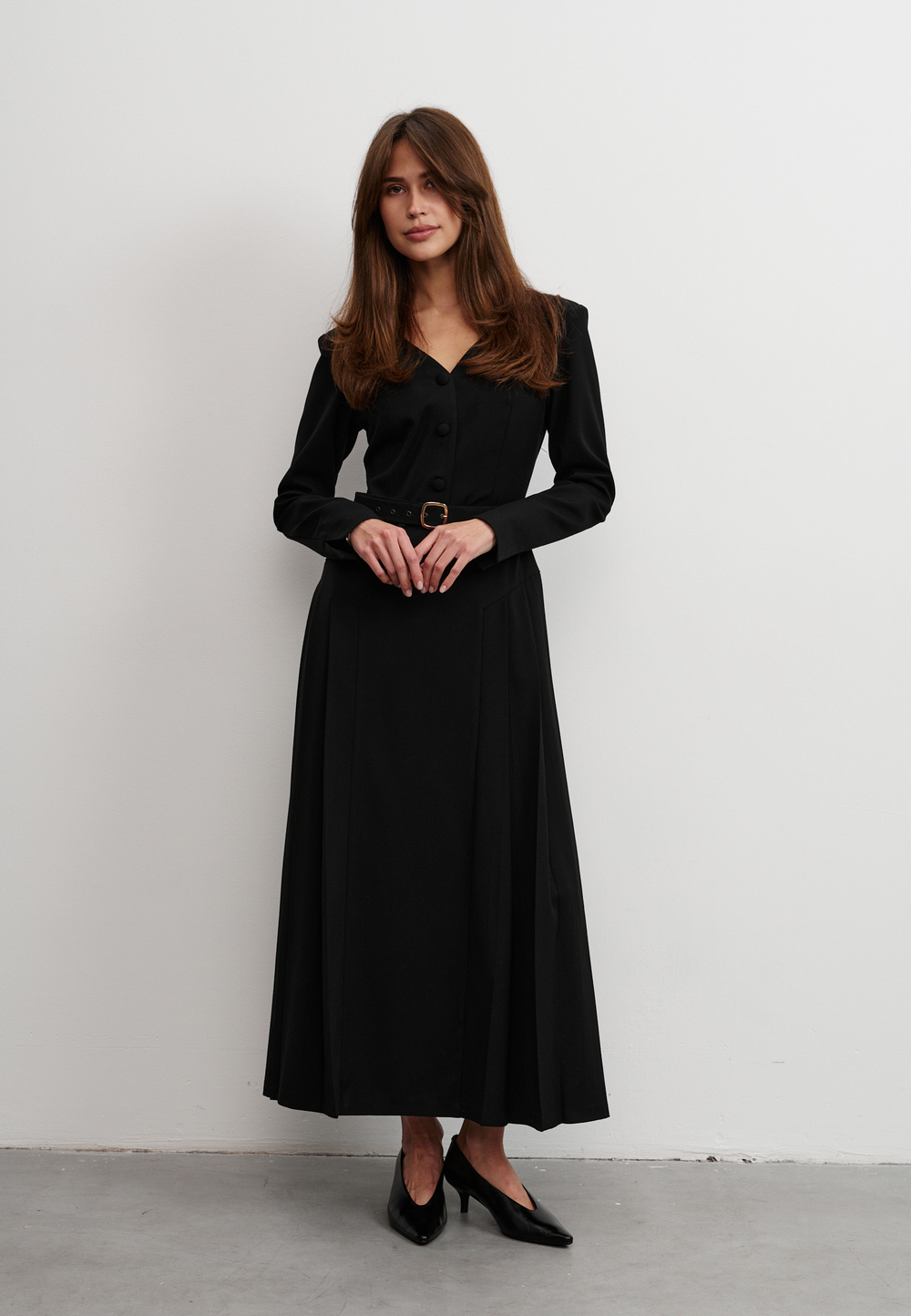 Платье со складками, черное