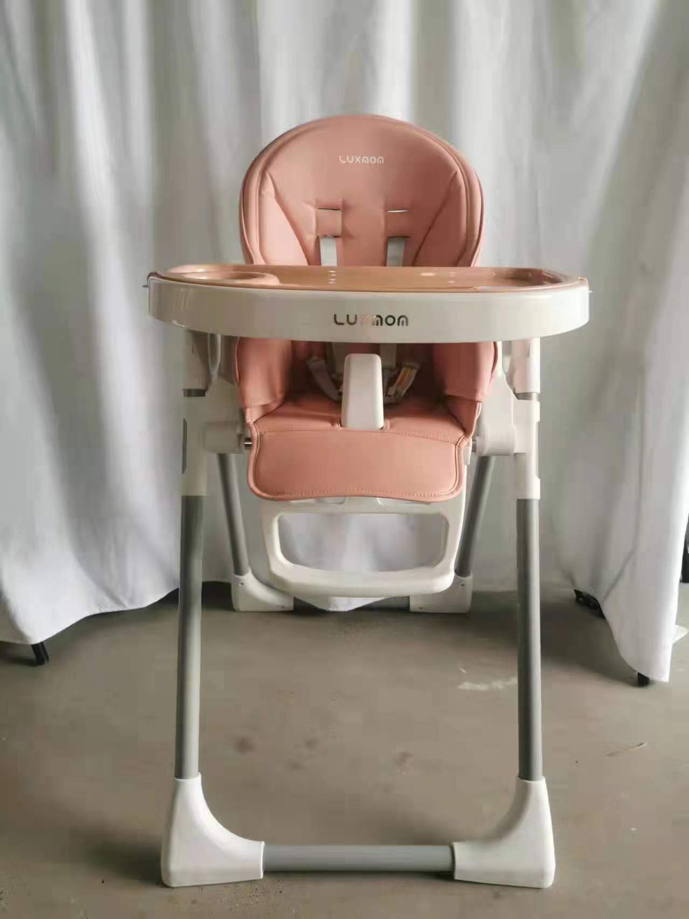 Стульчик для кормления Luxmom Q1