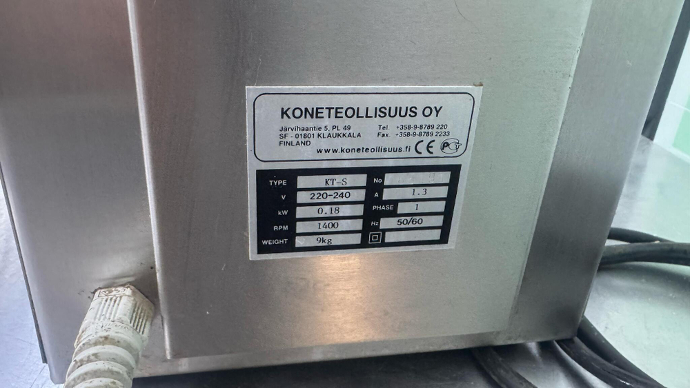 Электрическая рыбочистка Koneteollisuus Oy KT-S