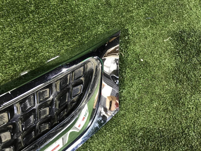 Решетка радиатора KIA Rio 4 X-Line (2017-2020)