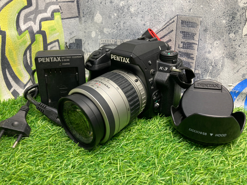 Pentax K-3 + Pentax 28-80 3.5-5.6