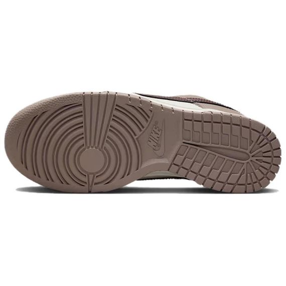 NIKE Dunk Кроссовки для скейтбординга Низкие Бежево-коричневые Женские