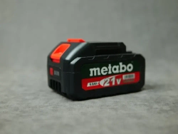 Гайковерт аккумуляторный ударный Metabo, 2 АКБ, 21v