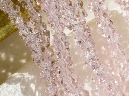 Нить бусин для украшений 4мм (ювелирное стекло)