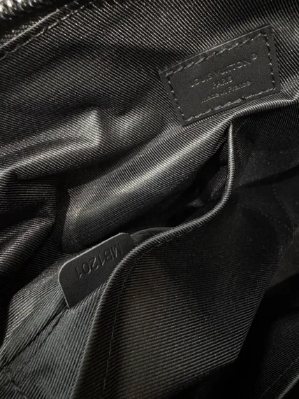 Портфель Louis Vuitton из натуральной кожи, черный