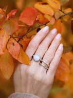 Кольцо битое с лунным камнем