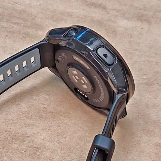 Чехол бампер для Garmin Forerunner 965 (Черный)