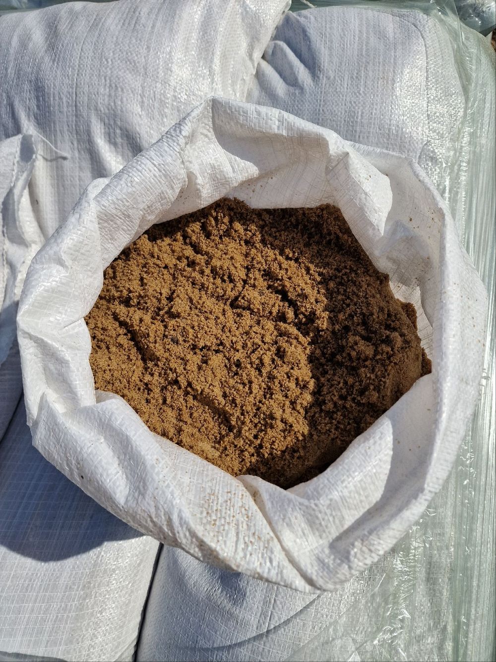 Песок строительный мелкий в мешке (30 кг)