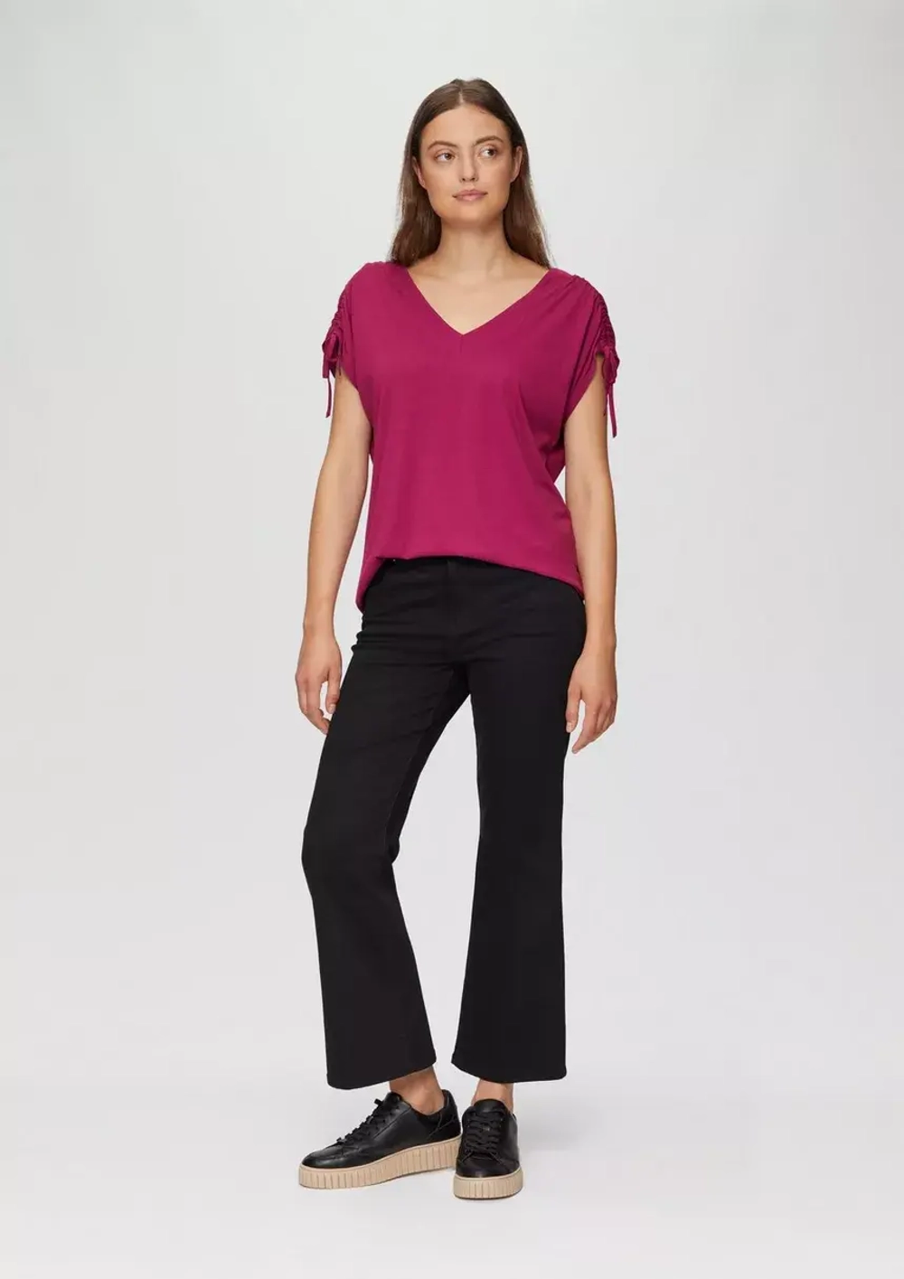 Cropped Jeans / Regular Fit / Mid Rise / Flared Leg