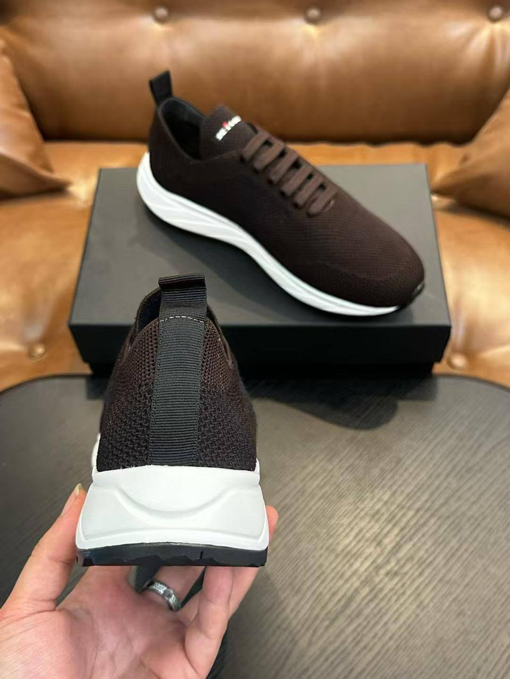Кроссовки Kiton