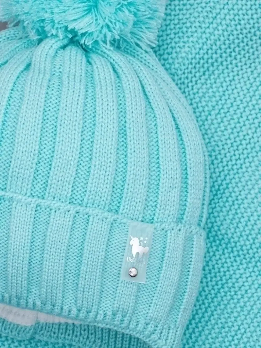 Шапка для девочек осенняя и снуд