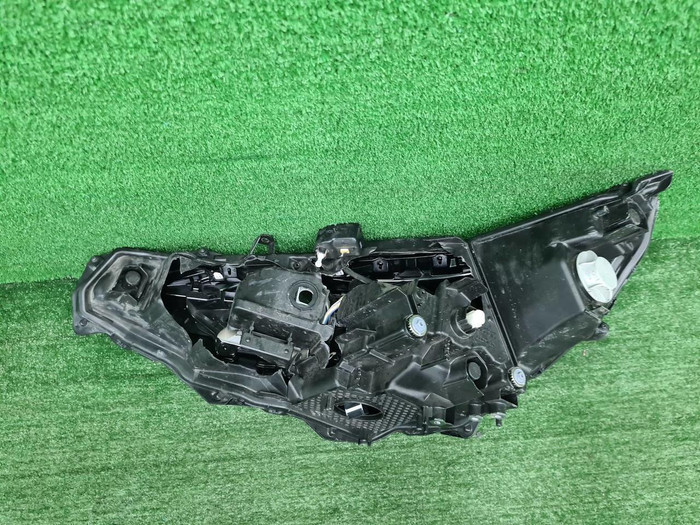 Битая Фара правая Lexus NX 2 (2021-н.в.) LED