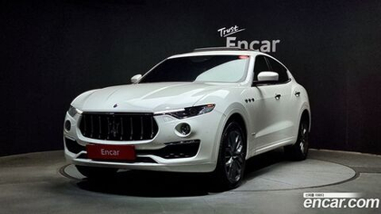 Maserati Levante 3.0 AWD GranLusso (10.2019)