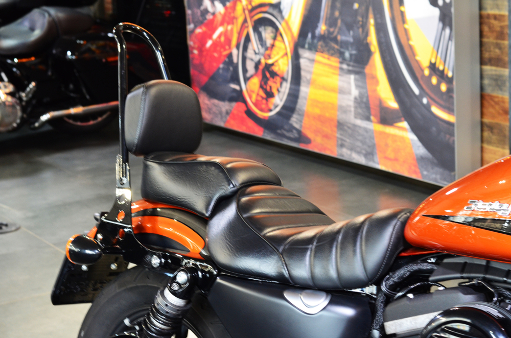 Harley-Davidson Sportster 883