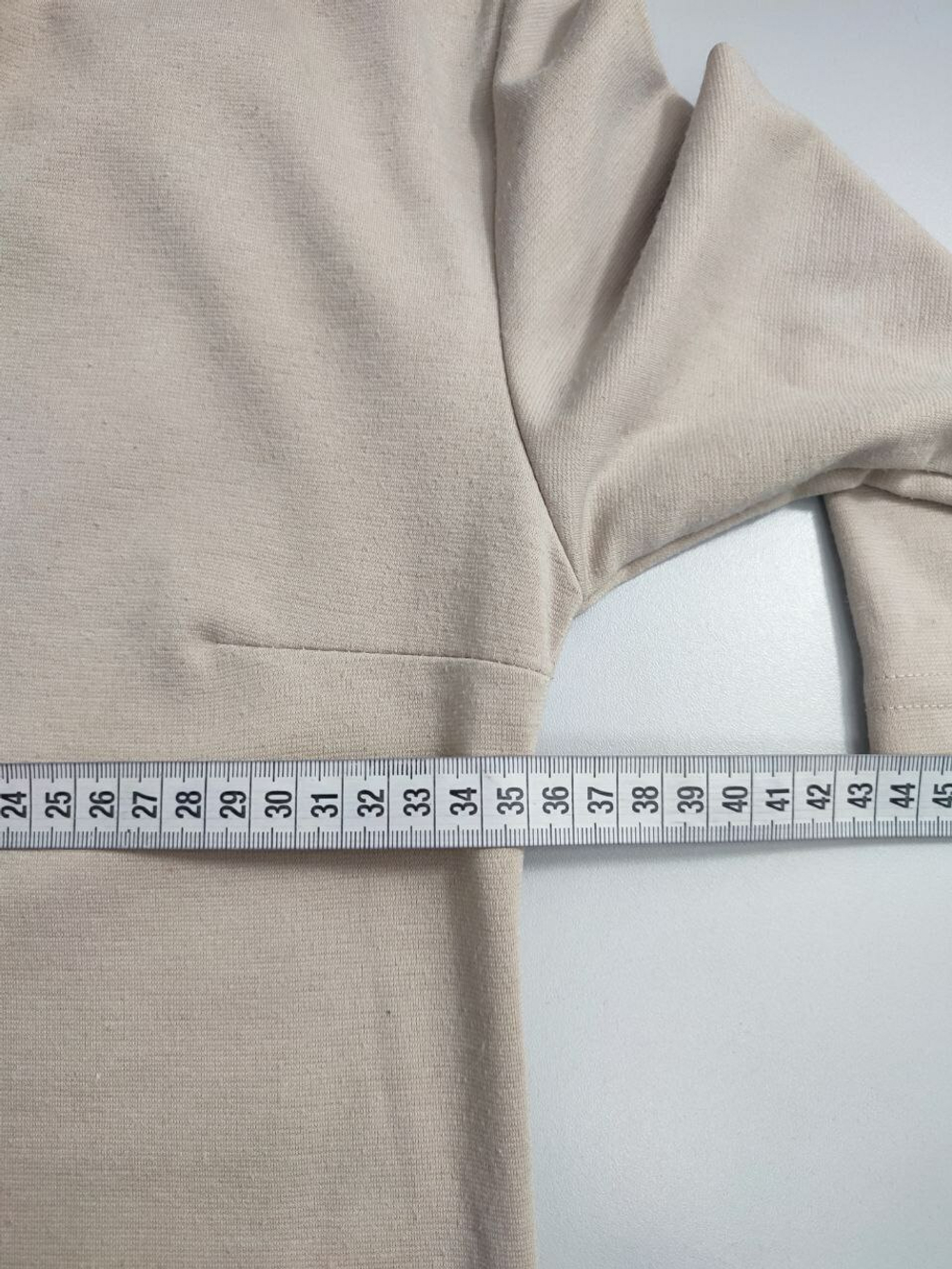 Платье светлое с кружевом 42 размер