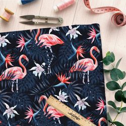 Ткань таффета фламинго с листьями