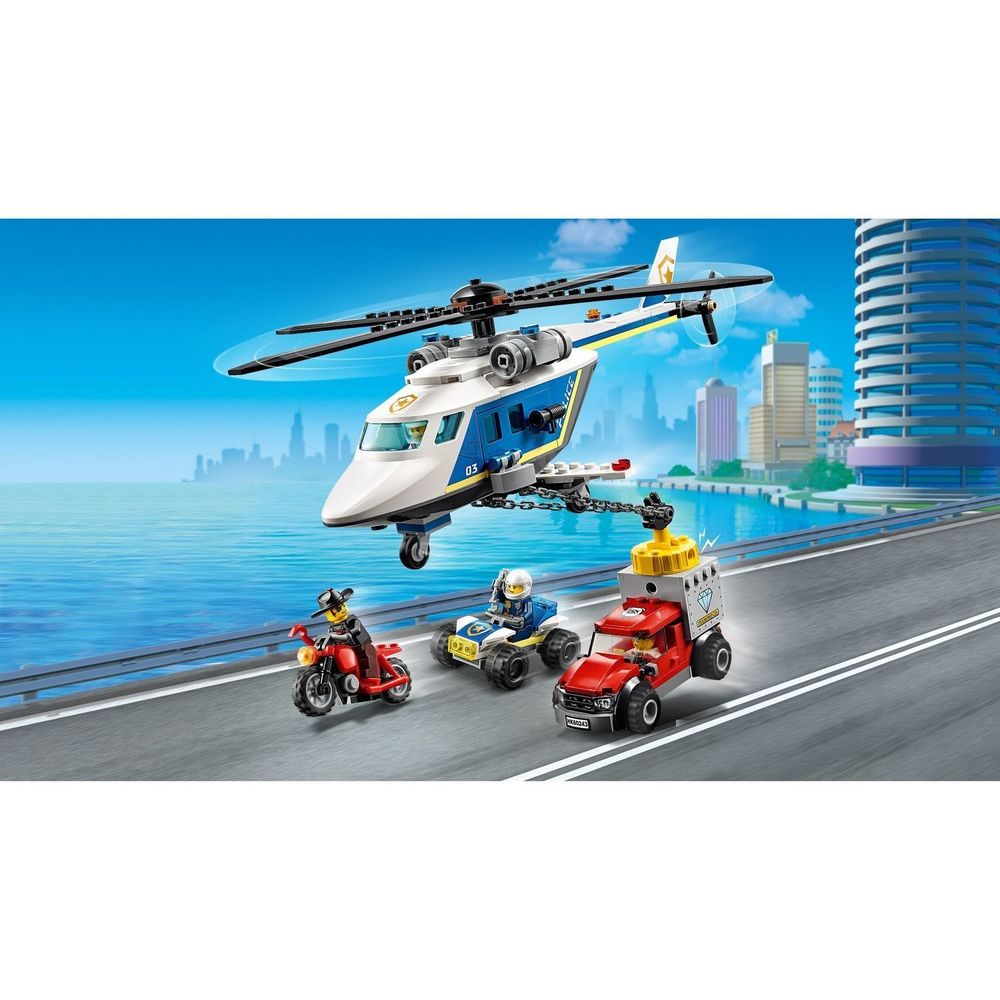 Конструктор LEGO City Police 60243 Погоня на полицейском вертолёте