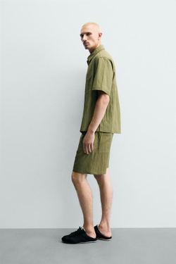 ZARA СТРУЯЩИЕСЯ ШОРТЫ RELAXED FIT, ТЕМНО-ОЛИВКОВЫЙ