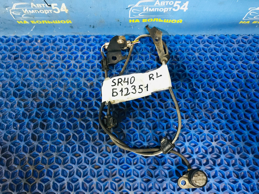 Датчик ABS задний левый TOYOTA LITEACE NOAH 1996-2007