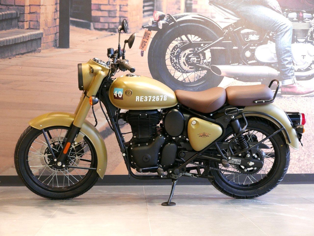 Royal Enfield Classic 350 Signals Desert Sand