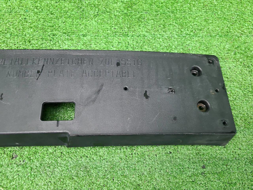 Площадка гос.номера BMW 8er G15 (18-22) M-paket