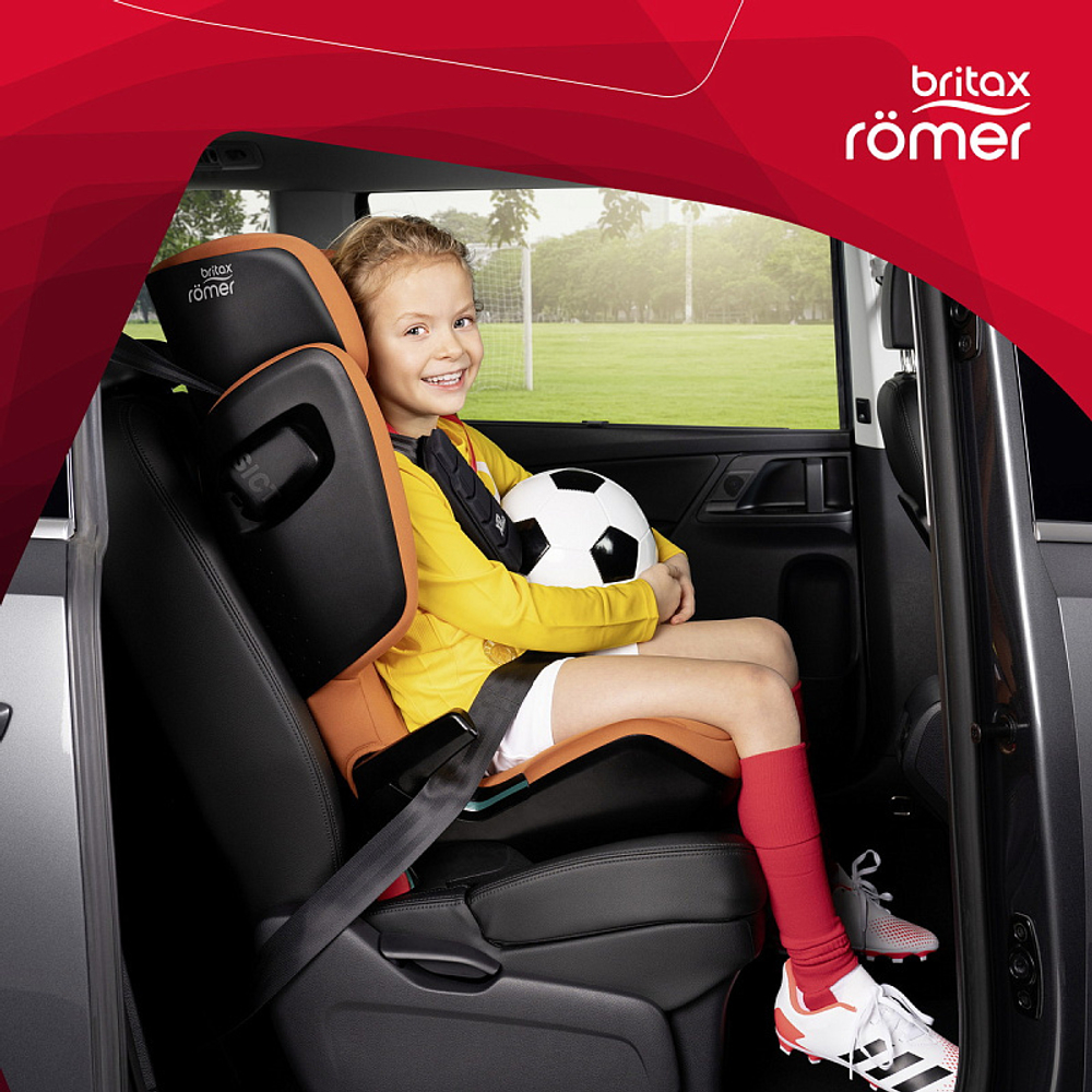 Автокресло Britax Roemer Kidfix M i-SIZE Burgundy Red